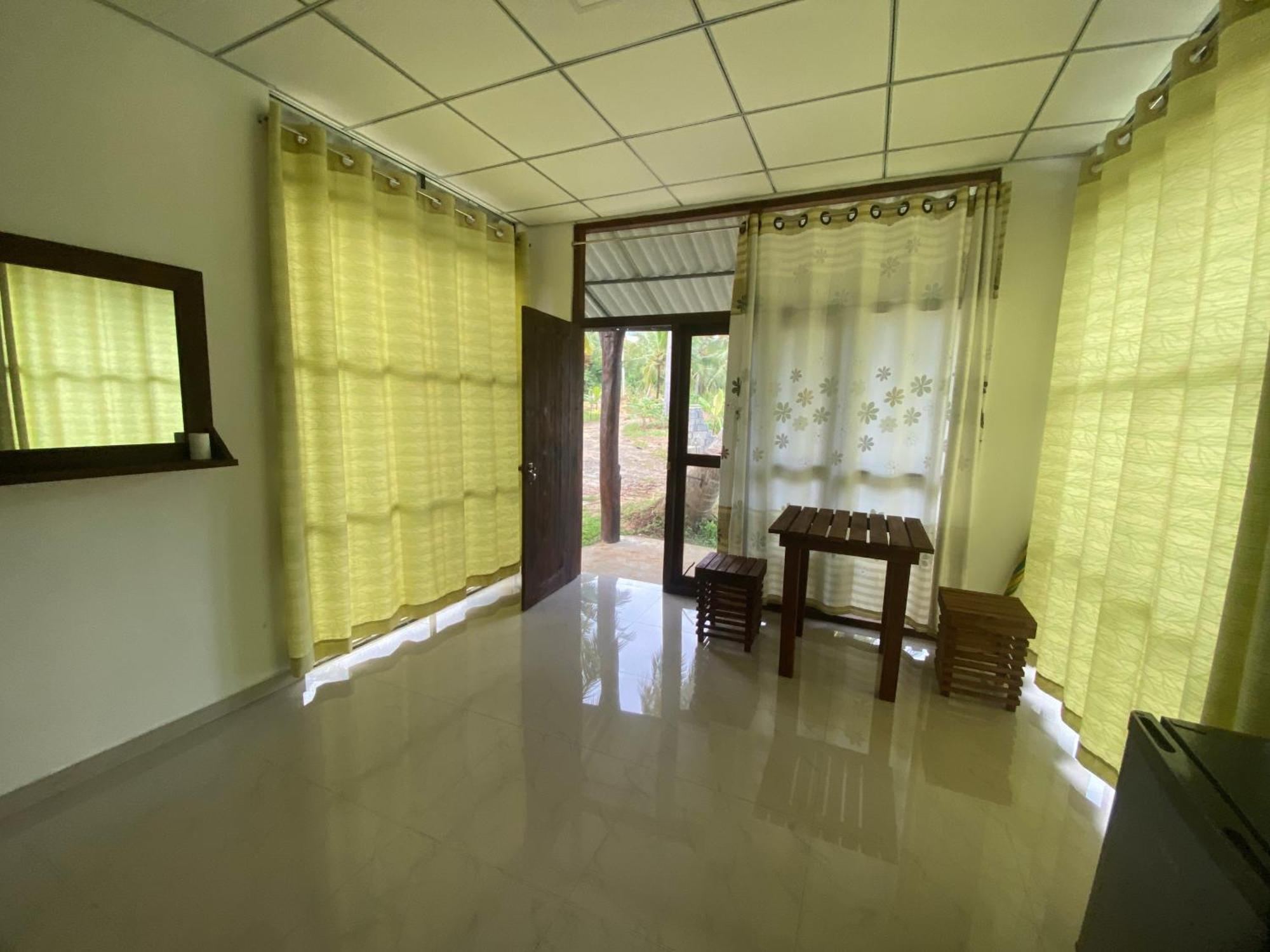 Paramount Safari Cottage Uda Walawe Extérieur photo